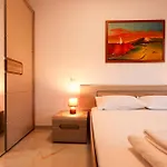 Sanpietro Apartamento