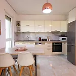 Sanpietro Apartamento